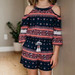 NWOT MYMICHELLEGIRLS Bohemian Cold Shoulder Lined Romper Girl's Size MEDIUM